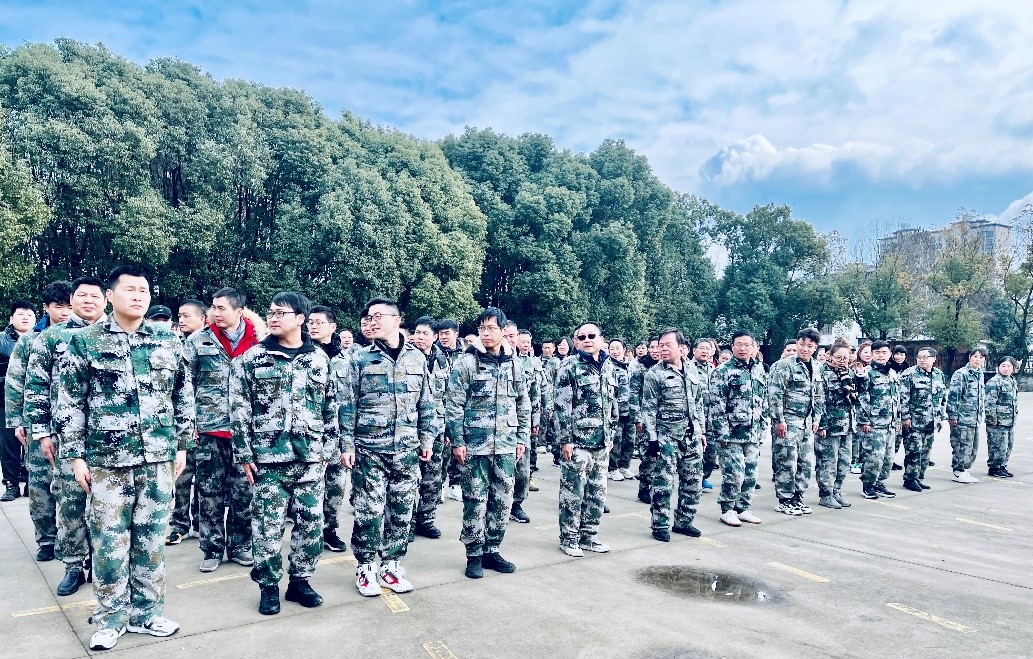 2022华亿在线手机版（中国）机械新春军拓